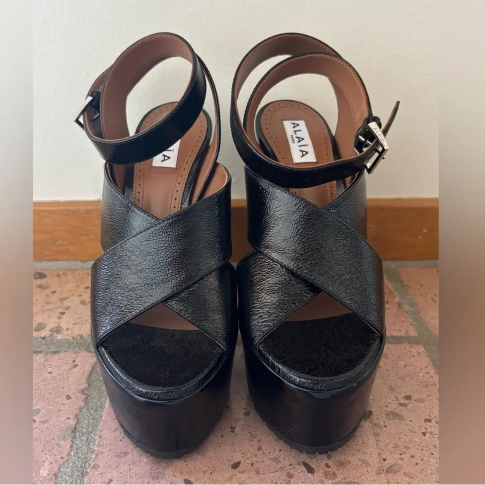 Alaia Paris Black Leather Platform Sandals